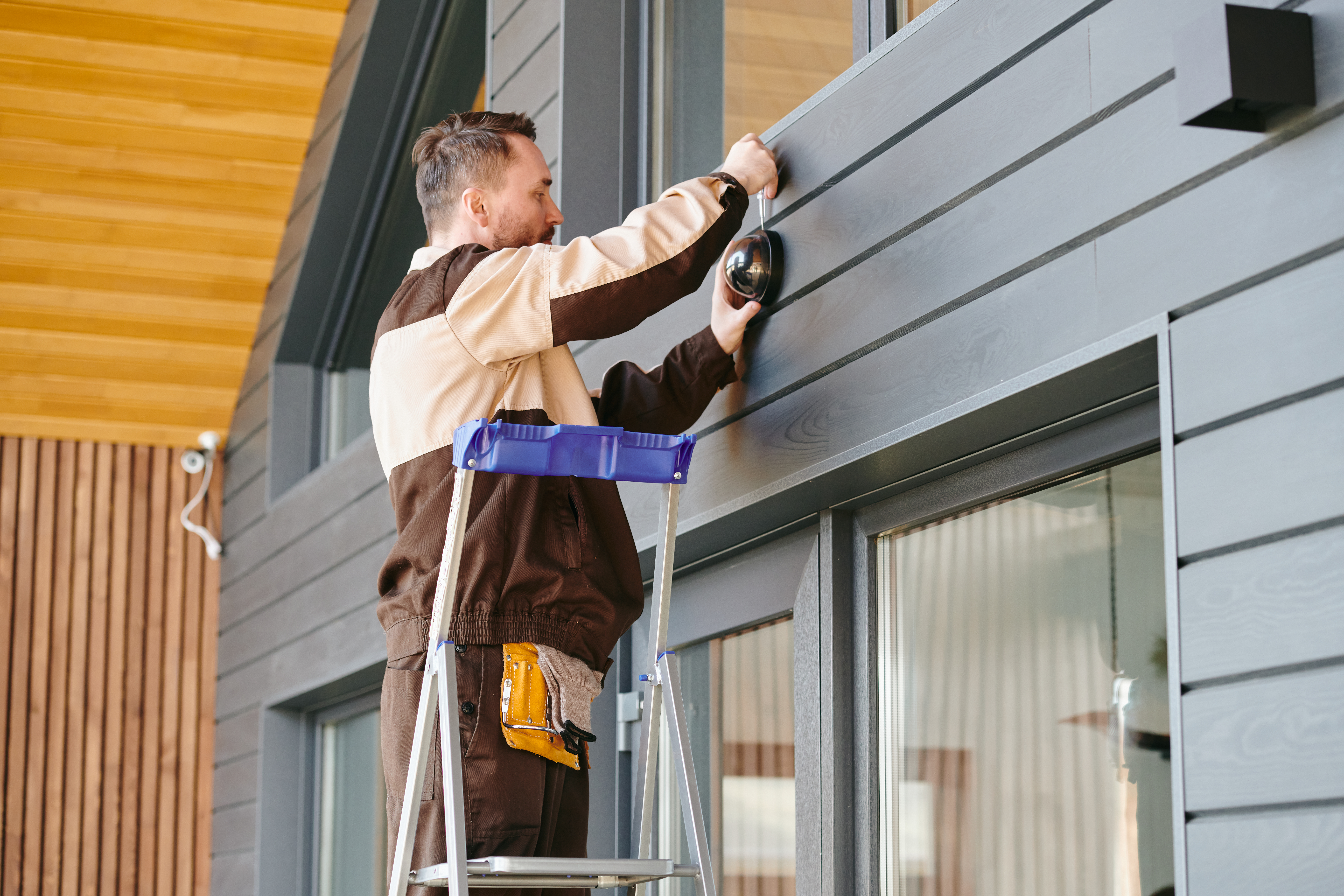 Framing service for walls and ceilings